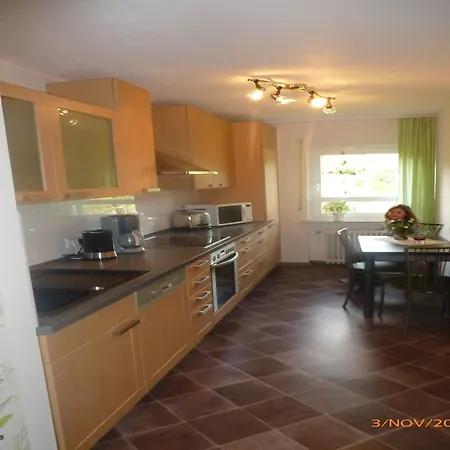 Niederehe Lakeside Escape *